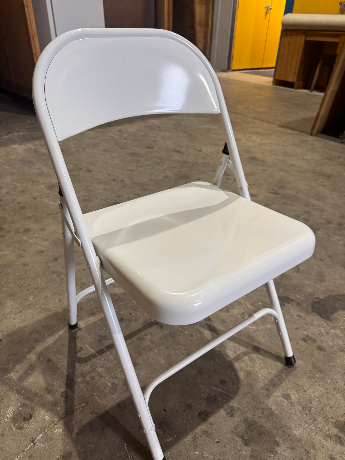 White Metal Foldaway Chairs - White